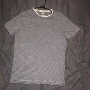 Men’s M/L White and Blue striped H&M T-shirt!